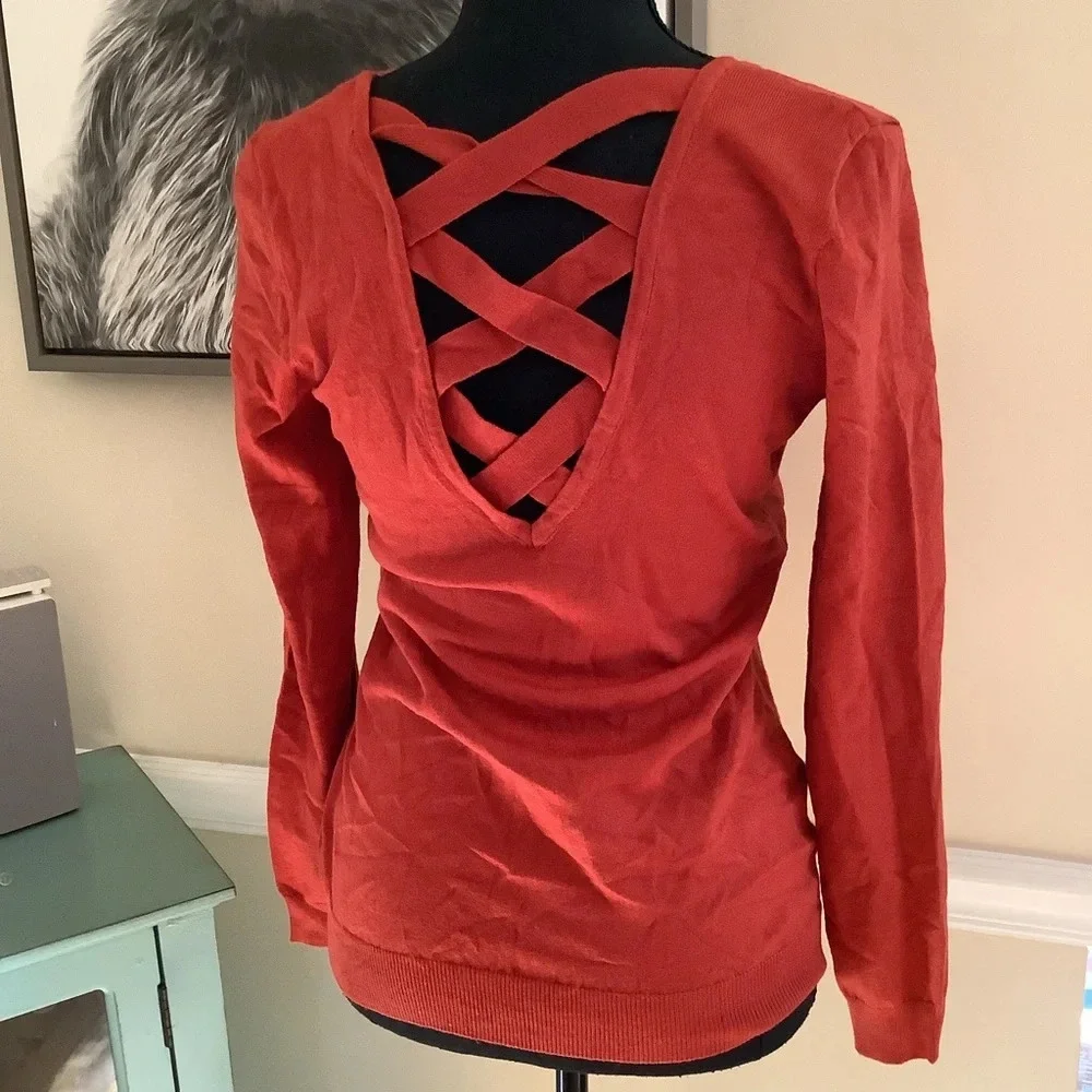 #250 NWOT Love Ellie Clay Colored Cross Back Sweater Size XS